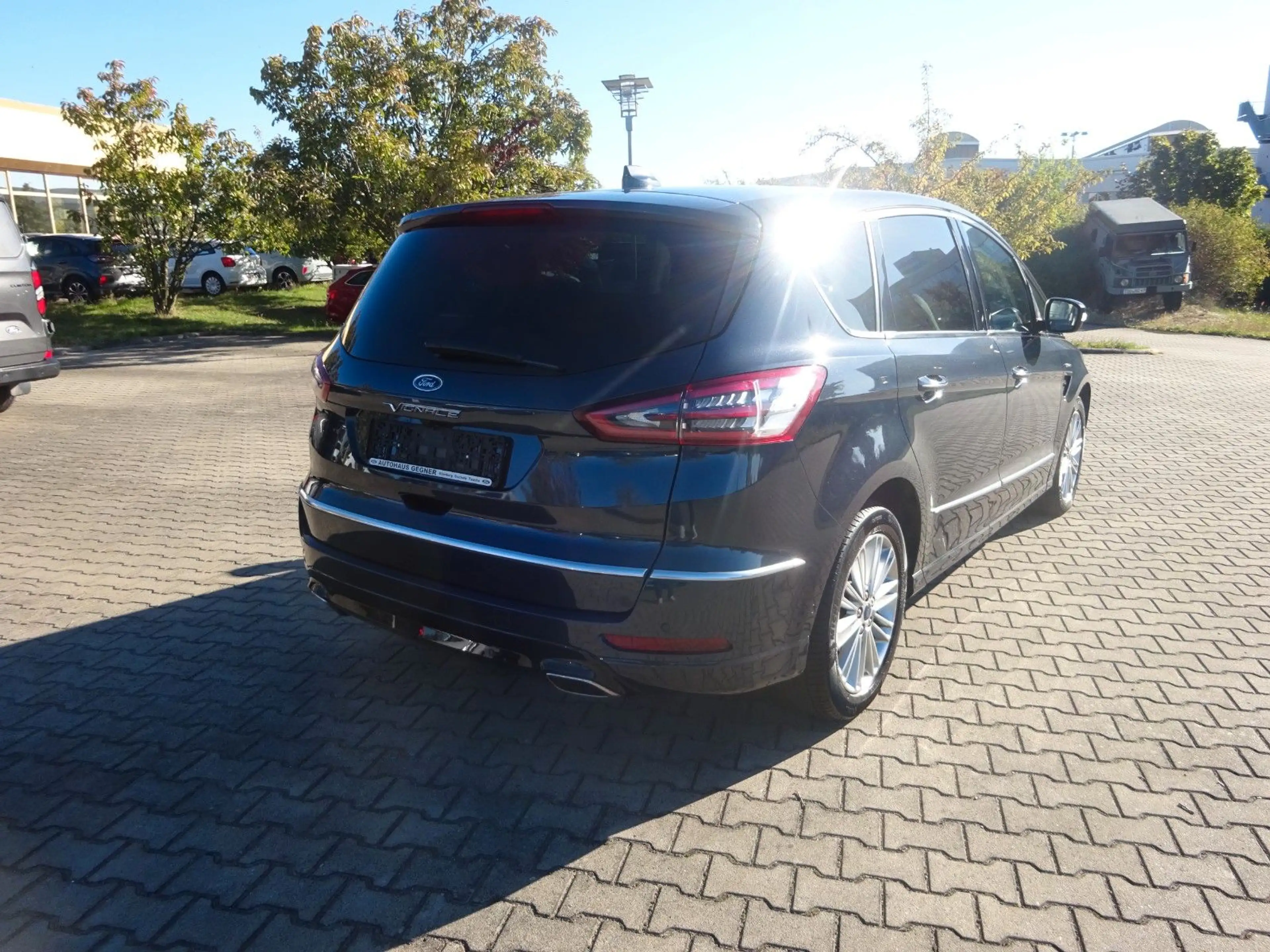 Ford S-Max 190PS Autm. Vignale Pano Massage ACC — photo 5