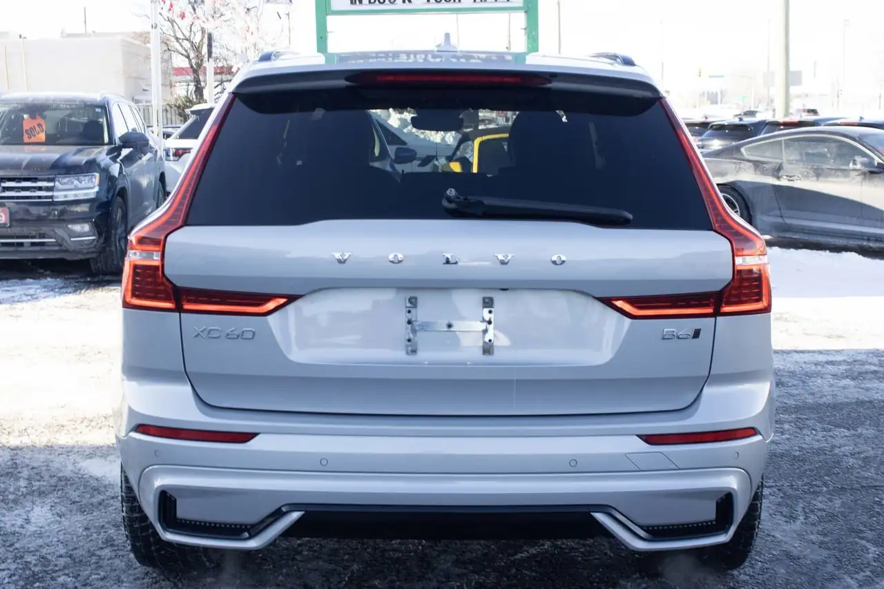 Volvo XC60 снимка Volvo XC60