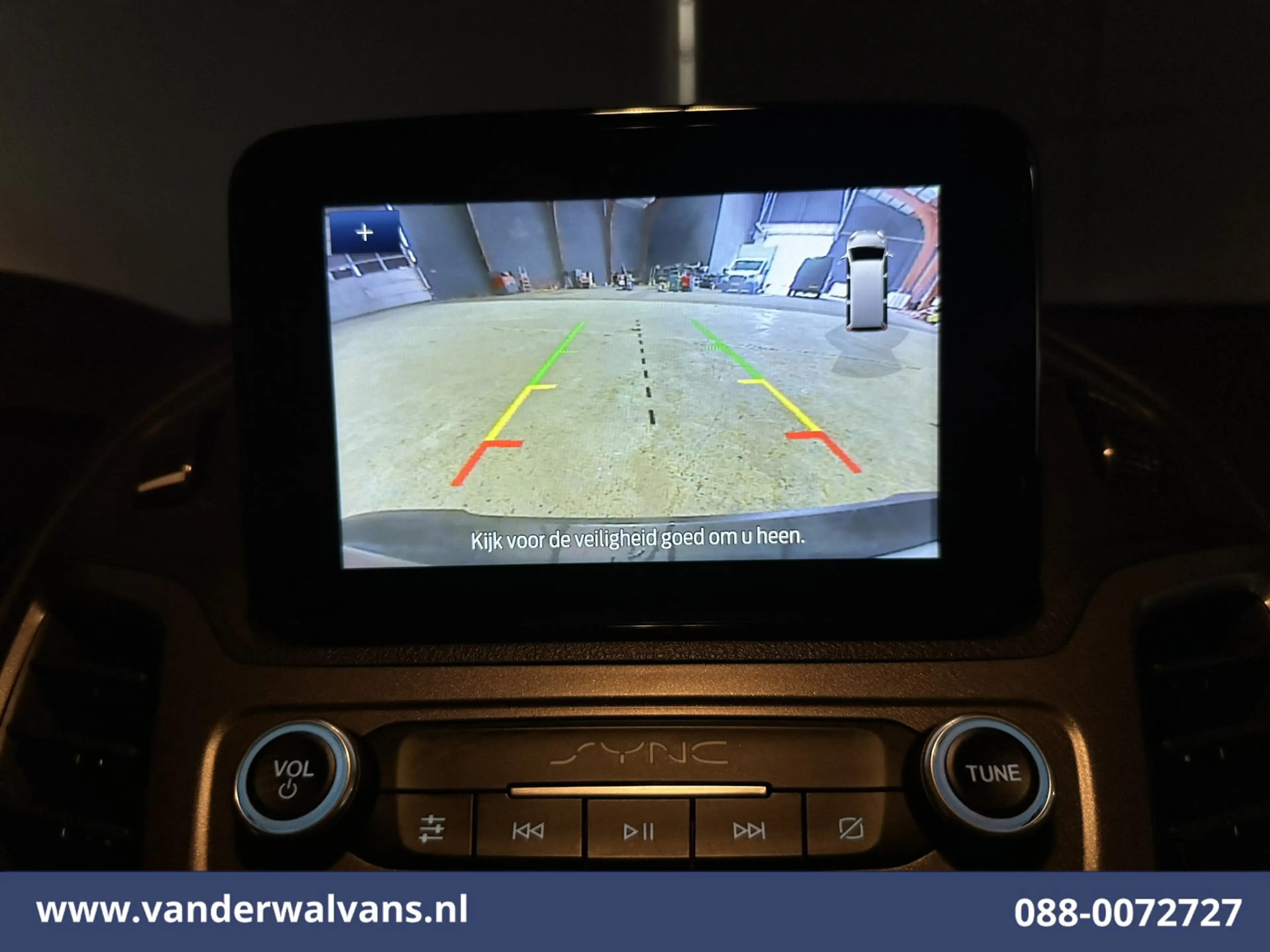 Ford Transit Connect 2.0 TDCI 120pk L2H1 Euro6 Airco | Camera | Navigat — photo 2