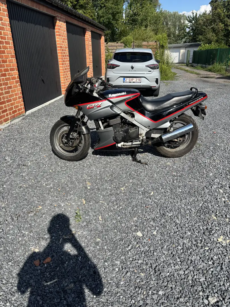Kawasaki GPZ 500 S - 2
