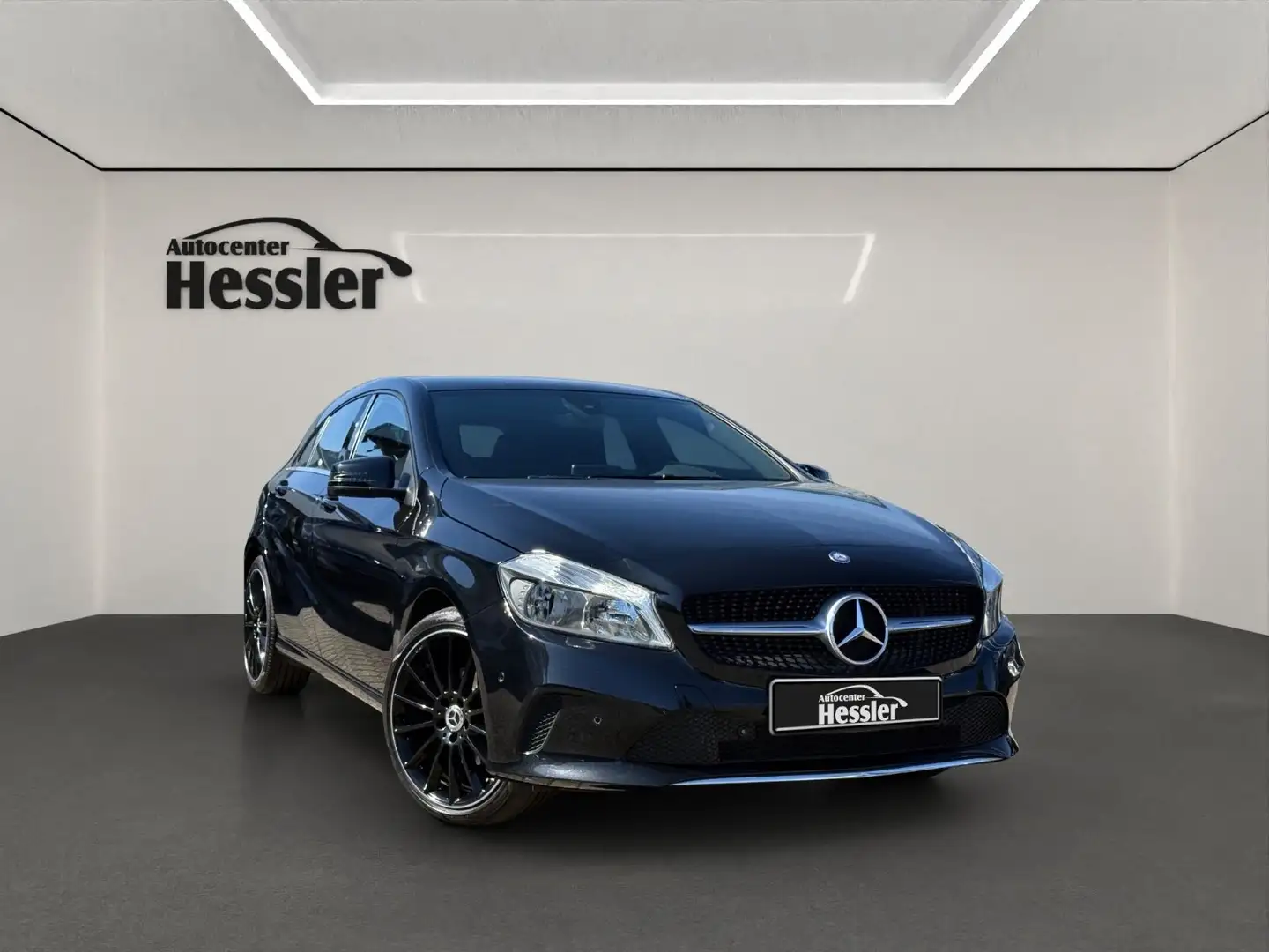 Mercedes-Benz A 180 Sport*Klima*Leder*Pdc*Navi*Temp*AMG Felgen Noir - 2