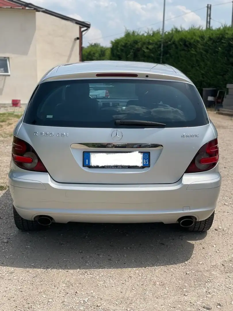 Mercedes-Benz R 320 cdi V6 Sport Plateado - 2