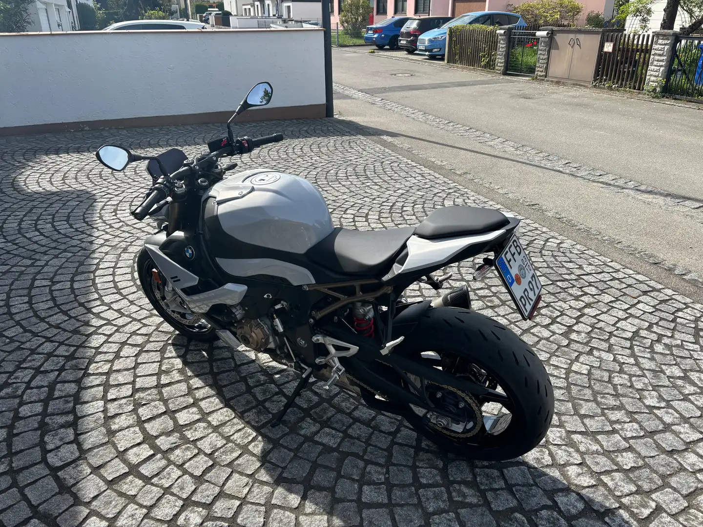 BMW S 1000 R Srebrny - 2