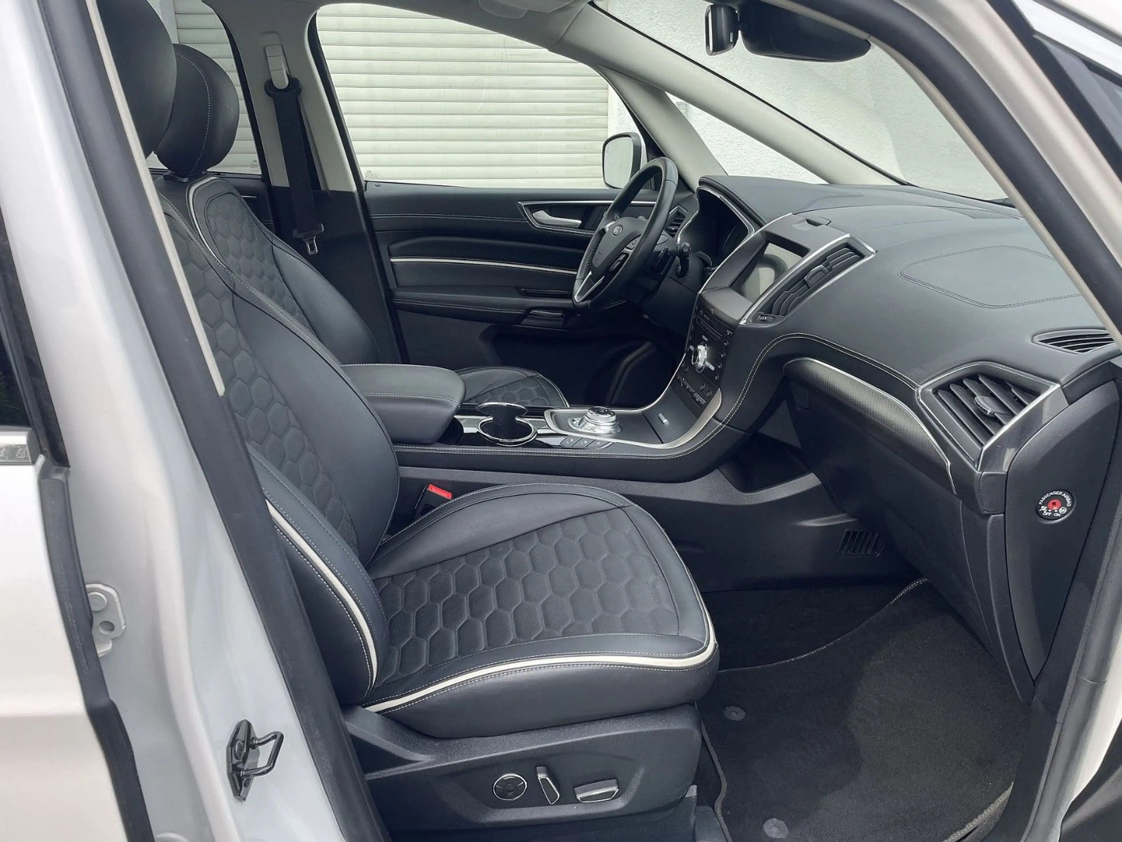 Ford S-Max 2,0 177Kw Vignale 7SITZ'LED*ACC*PANO*STHZG — photo 15