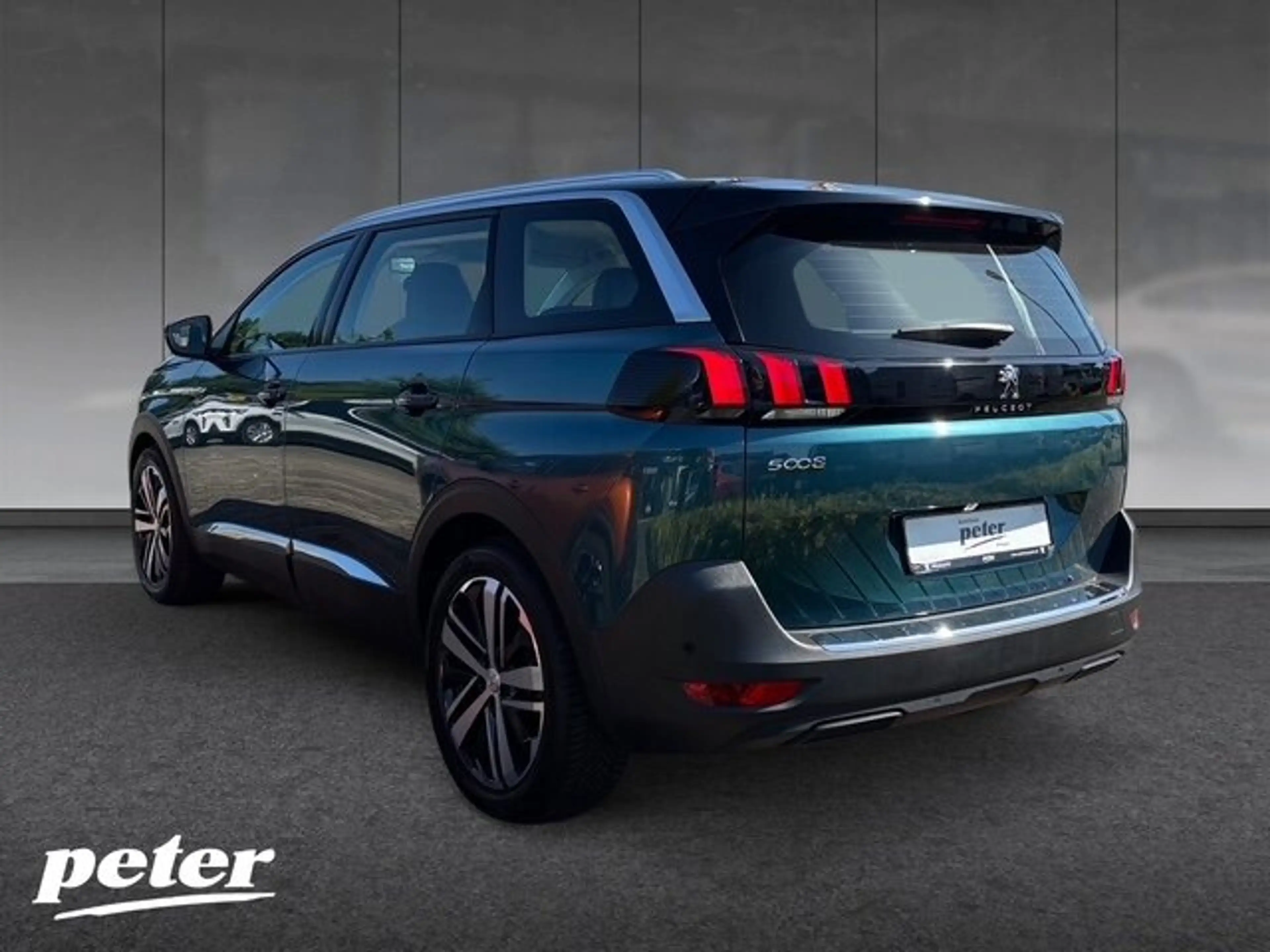 Peugeot 5008 5008 1.5 BlueHDi 130 Active Business Automatik — photo 2