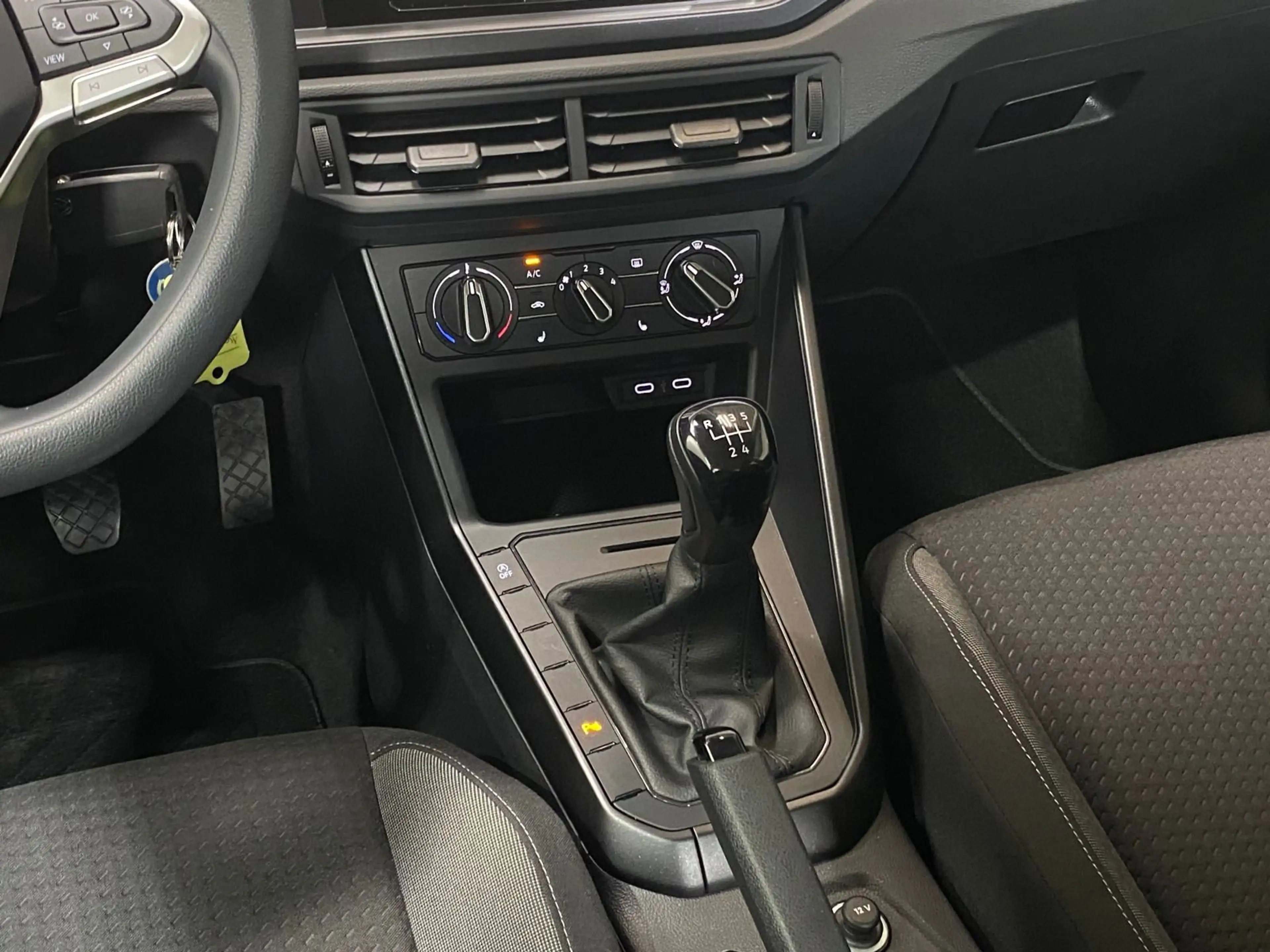 Volkswagen Polo 1.0 | LED PDC KLIMA BLUETOOTH APP-CONNECT — photo 10