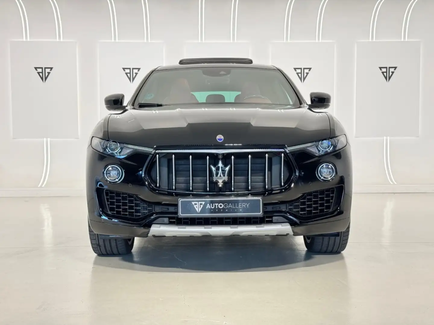 Maserati Levante Diesel Aut. Negro - 2