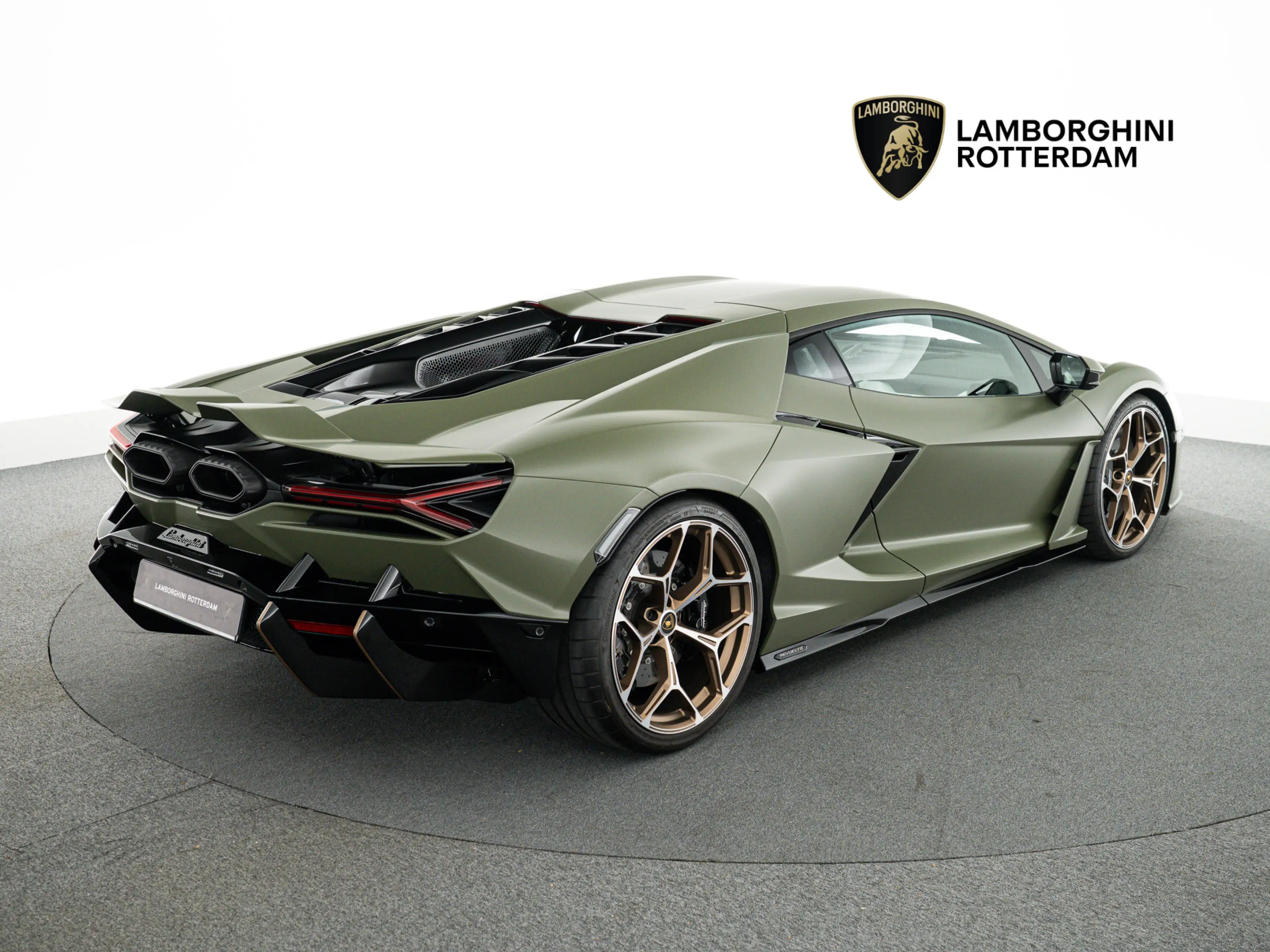 Lamborghini Revuelto MY25 | Corsa Tex Pack | Verde Turbine — photo 4