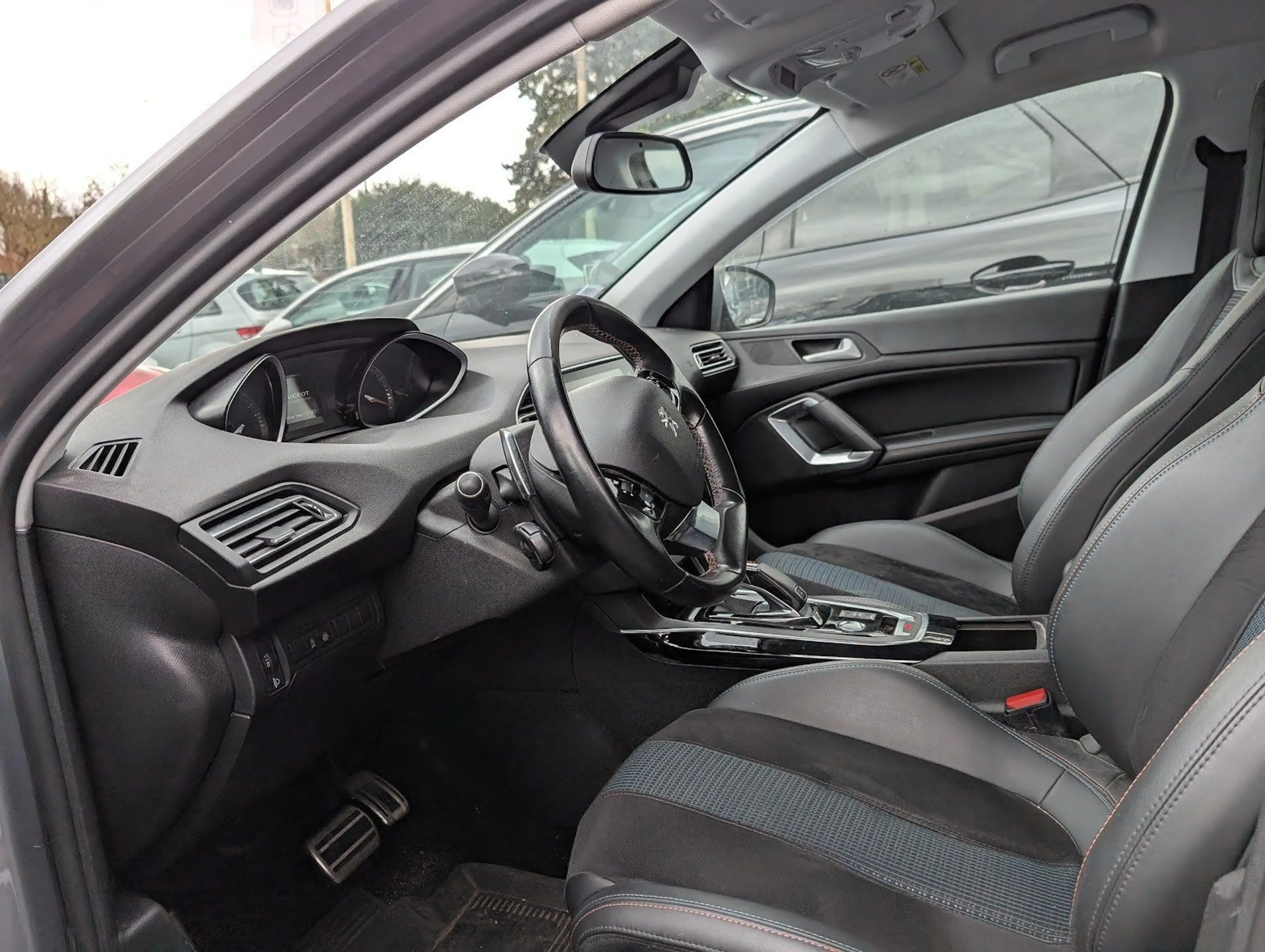 Peugeot 308 308 Tech Edition AUT. NAVI. KAMERA. AHK — photo 5