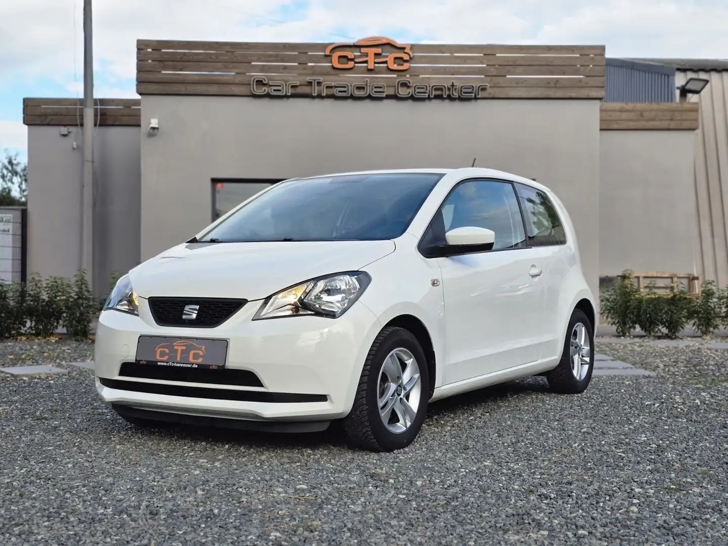 SEAT Mii Chic/2.Hd/Navi/Klima/Euro6/TÜV-NEU Weiß - 1
