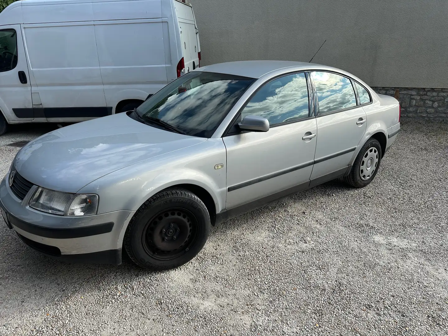 Volkswagen Passat Passat 1.8i Confort Argent - 1