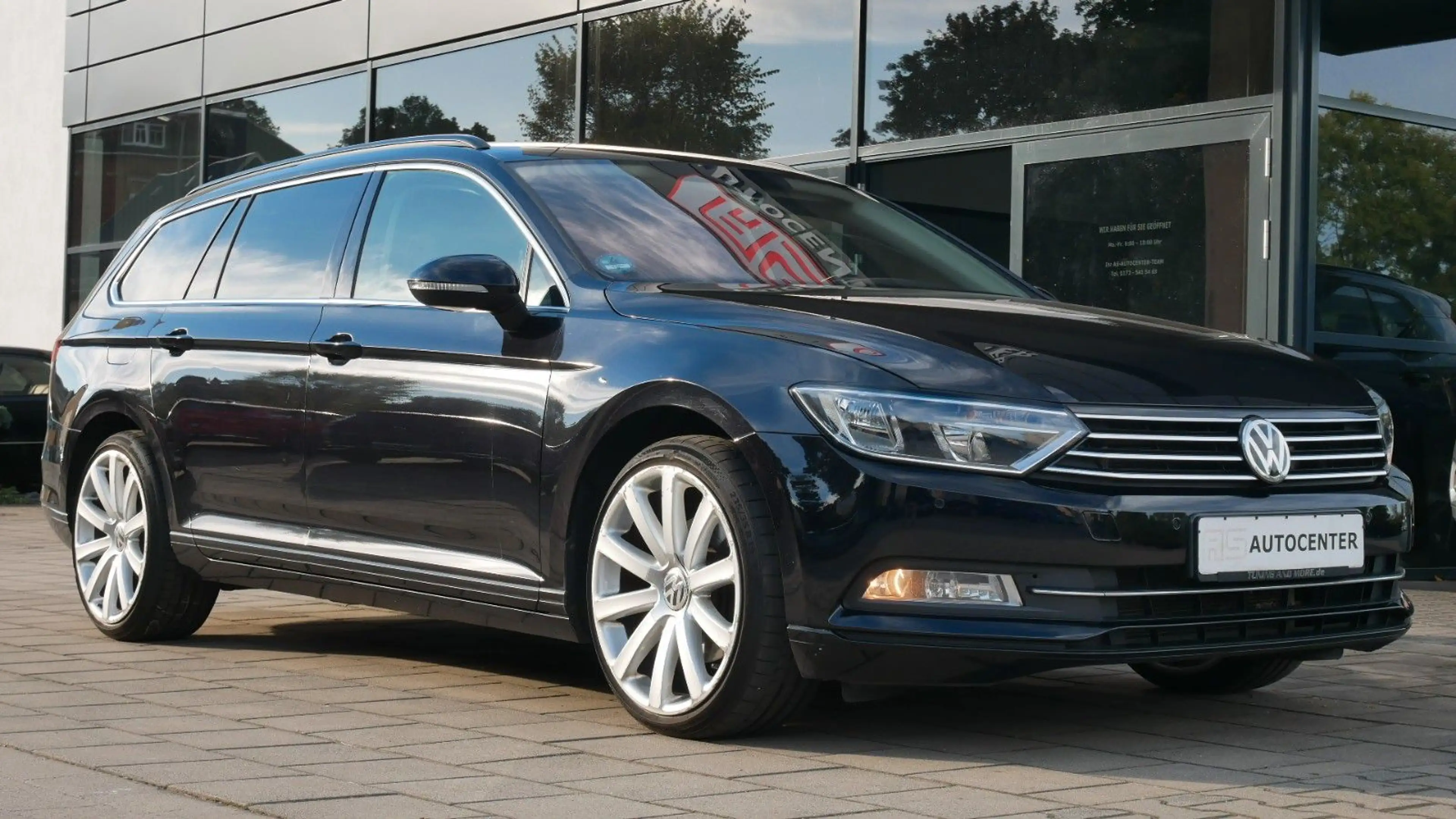 Volkswagen Passat Variant 2.0 TDI Comfortline 19"Alu Navi — photo 7