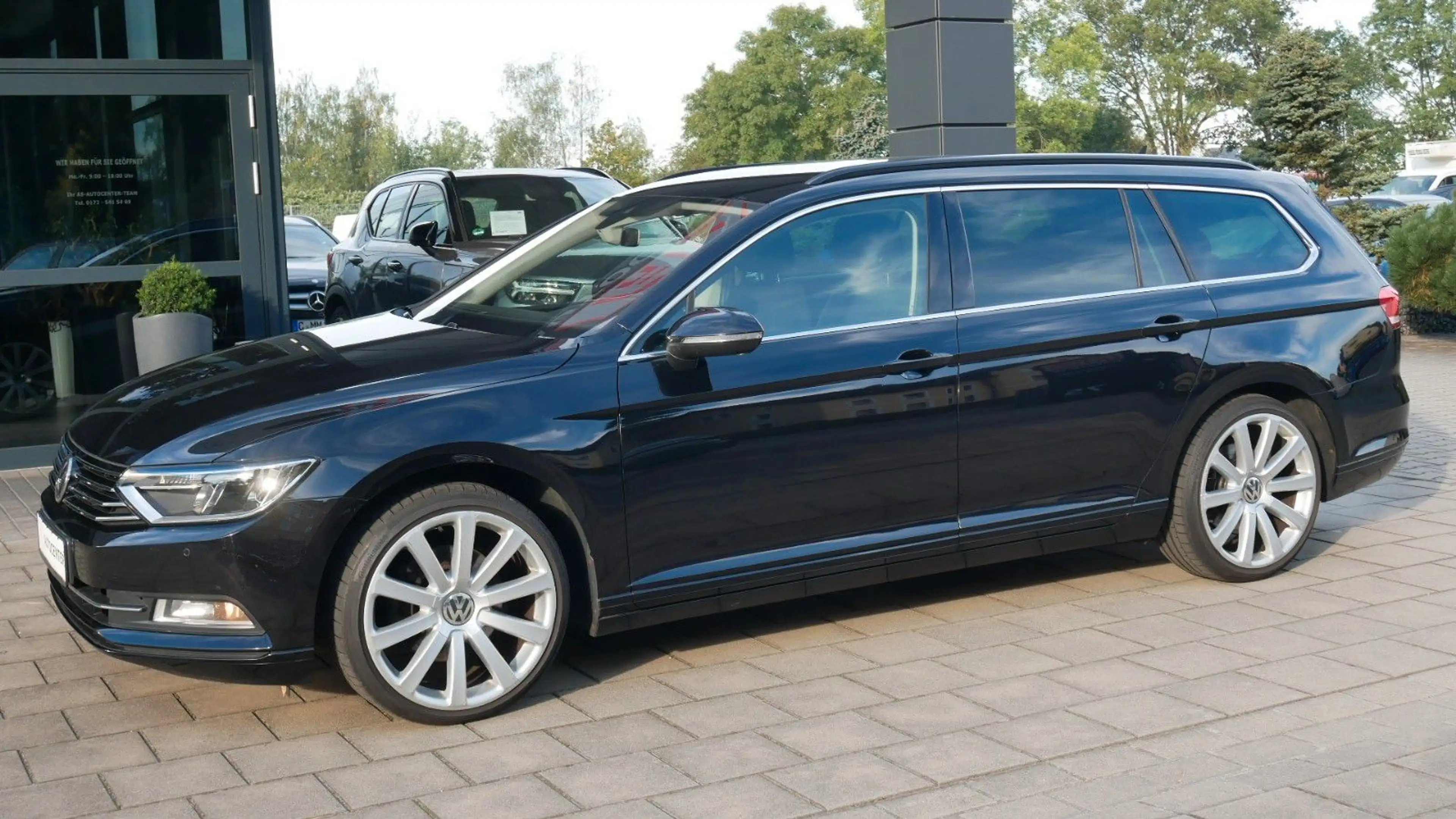 Volkswagen Passat Variant 2.0 TDI Comfortline 19"Alu Navi — photo 4