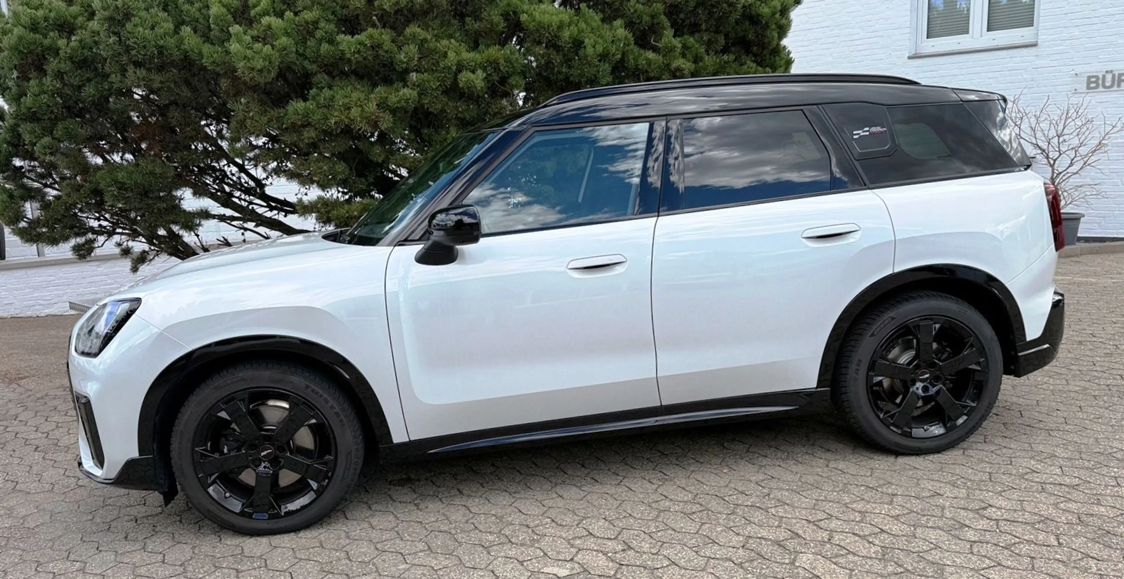 MINI Cooper Countryman C John Cooper Works Trim Pano — photo 3