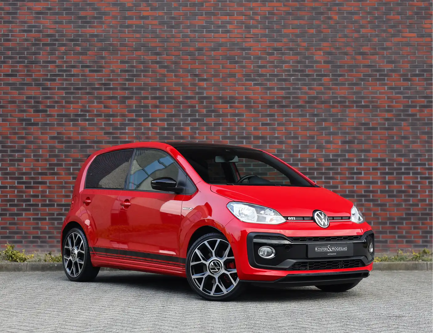 Volkswagen up! 1.0 TSI GTI | Beats - Camera - Stoelverwarming Rot - 1