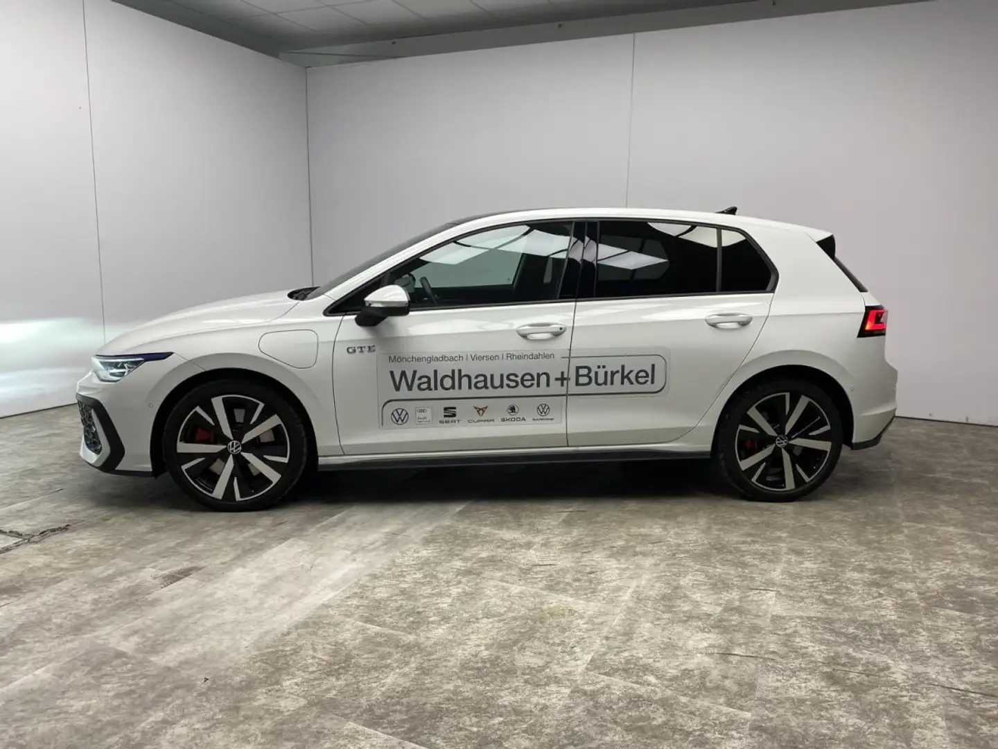 Volkswagen Golf VIII GTE 1.5 eHybrid DSG Klima Navi Weiß - 2