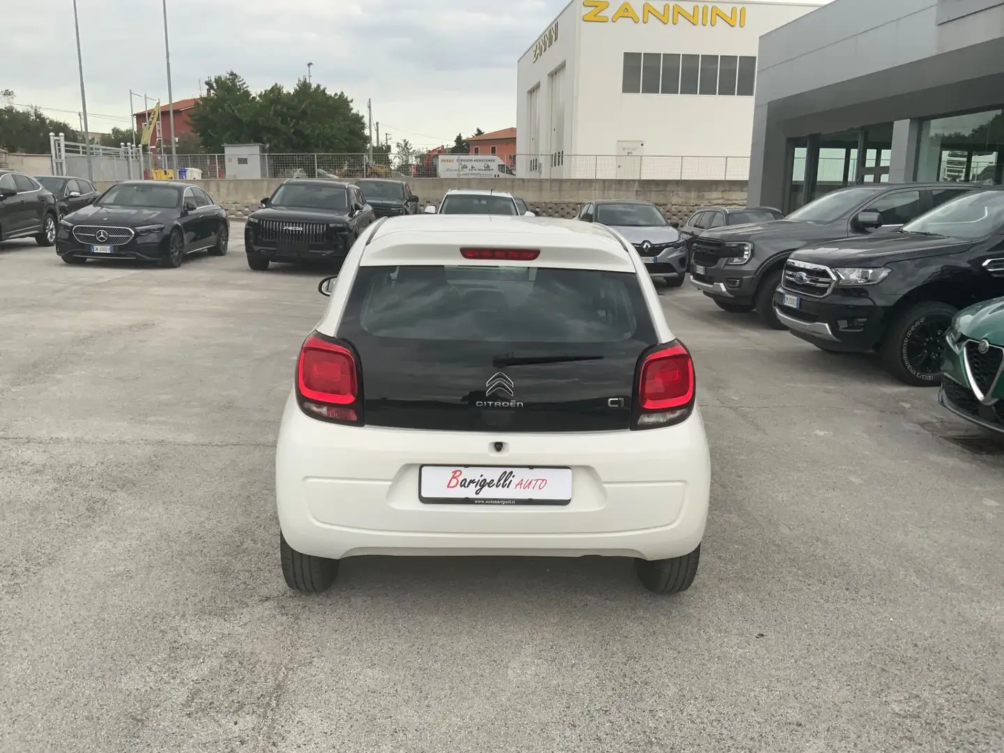 Citroen C1 C1 Airscape VTi 72 S&S 5 porte Shine Bianco - 2