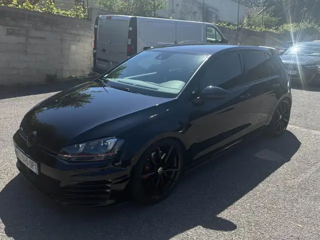 Volkswagen Golf view 13