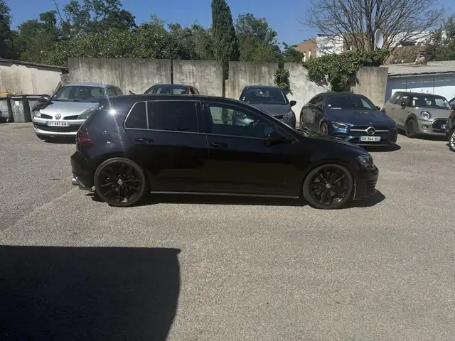 Volkswagen Golf view 6