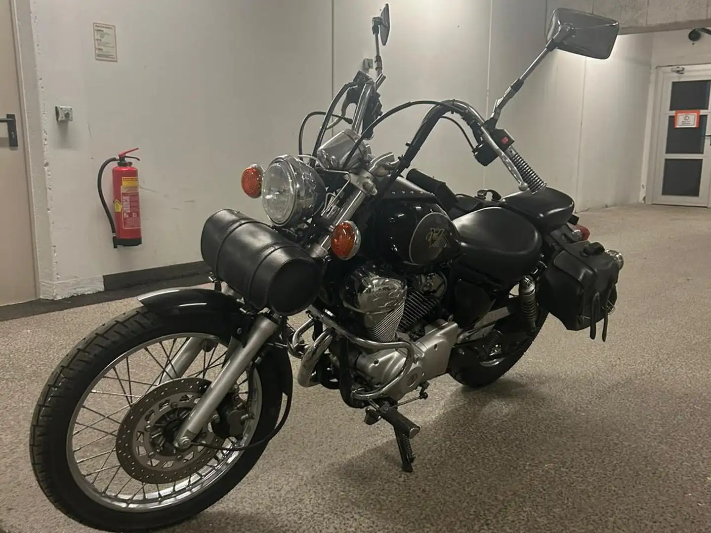 Yamaha XV 125 Virago - 1