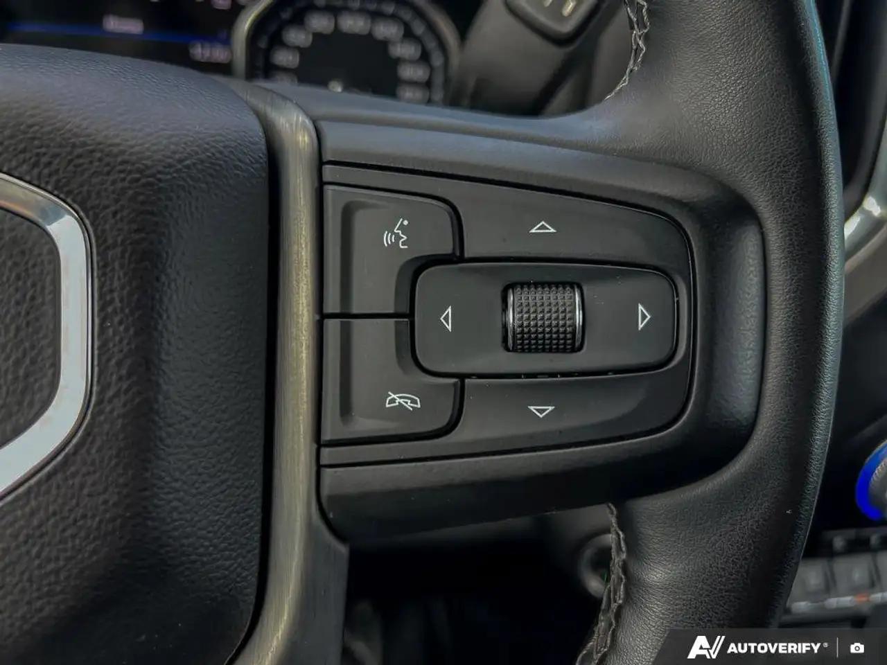 GMC Sierra 2500HD снимка GMC Sierra 2500HD