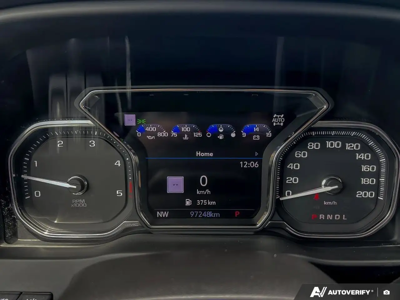 GMC Sierra 2500HD снимка GMC Sierra 2500HD