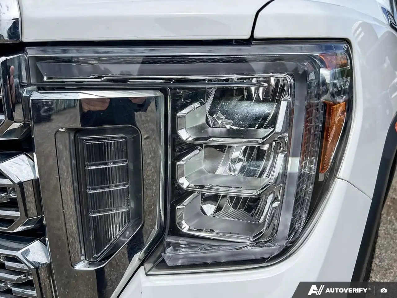 GMC Sierra 2500HD снимка GMC Sierra 2500HD