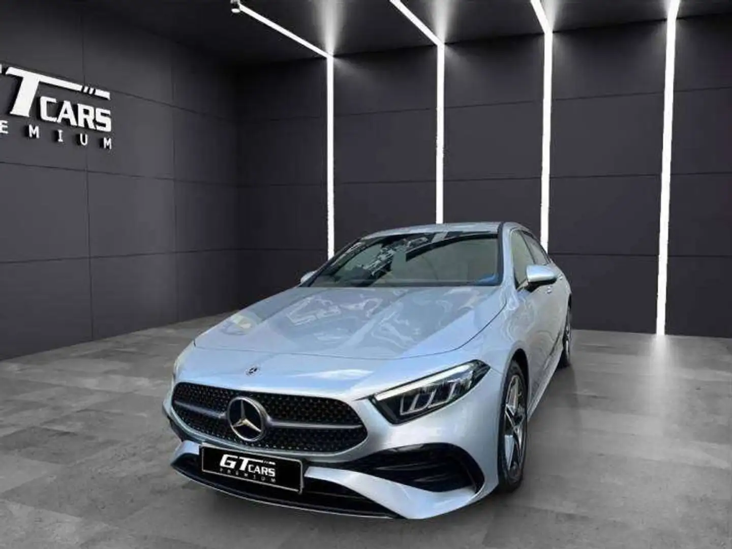 Mercedes-Benz A 250 250e AMG Plateado - 1