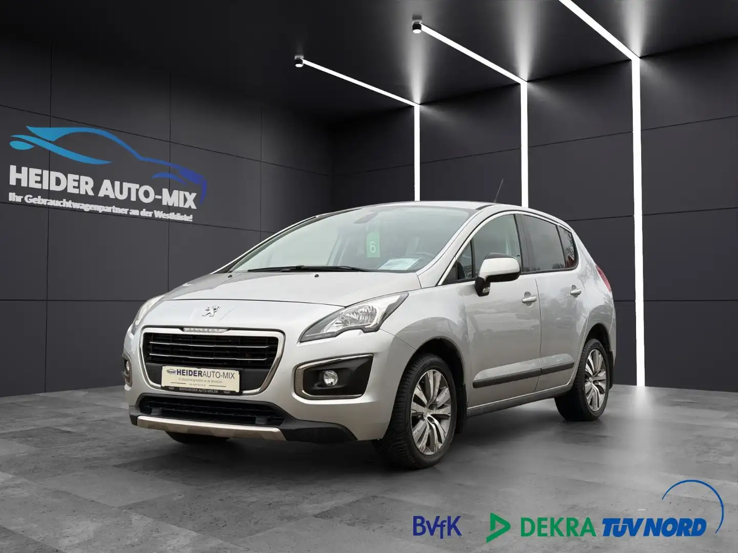 Peugeot 3008 2.0 Blue-HDI Active 1.HAND|TEMPOMAT|PDC|AHK Grau - 1