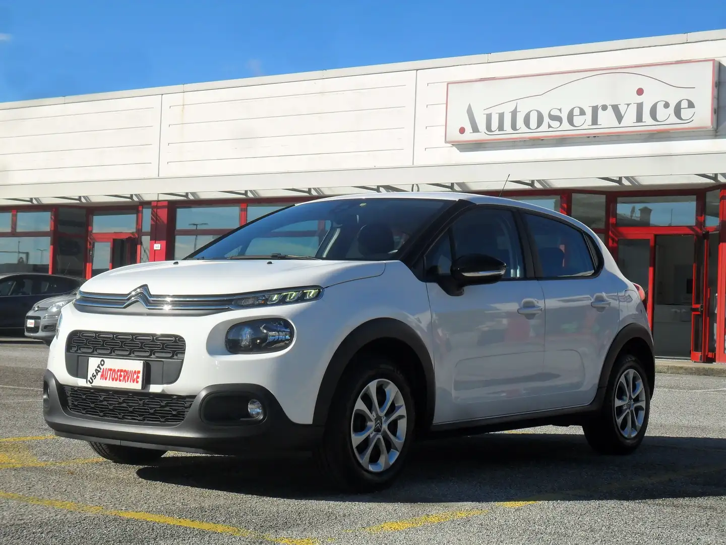 Citroen C3 1.2 benzina Puretech Feel Bianco - 1