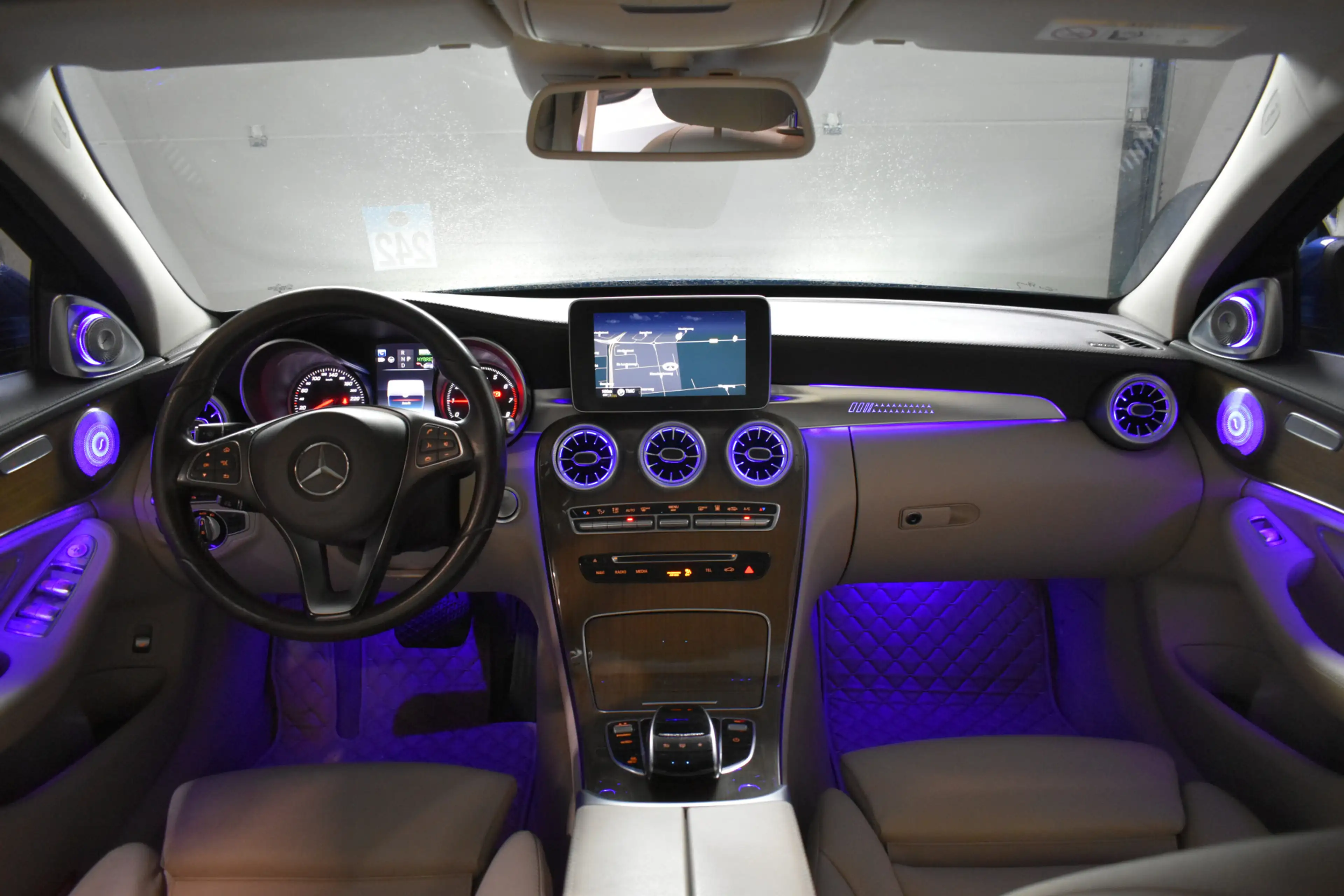 Mercedes-Benz C 350 Estate e Lease Edition — photo 14