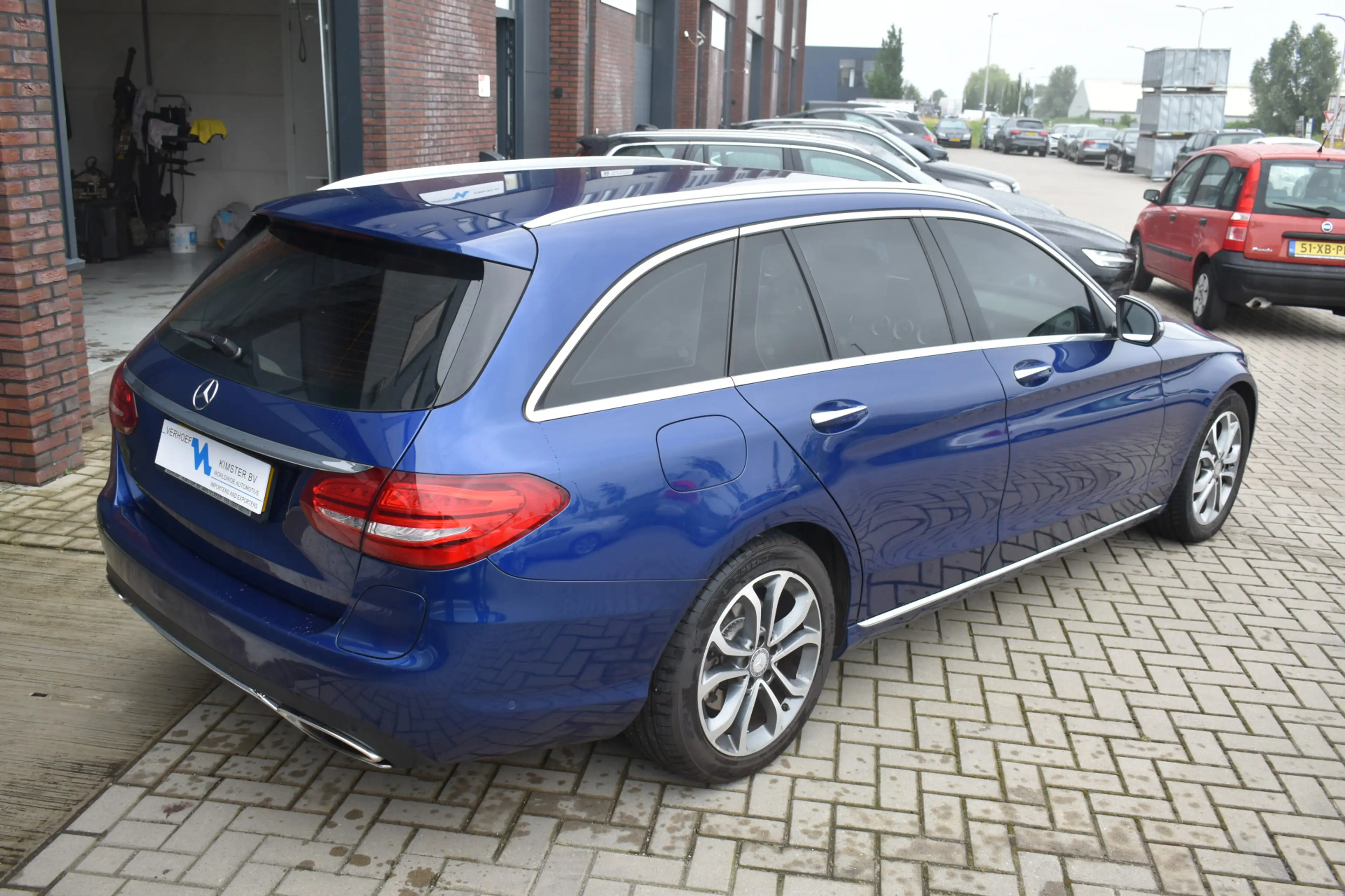 Mercedes-Benz C 350 Estate e Lease Edition — photo 2
