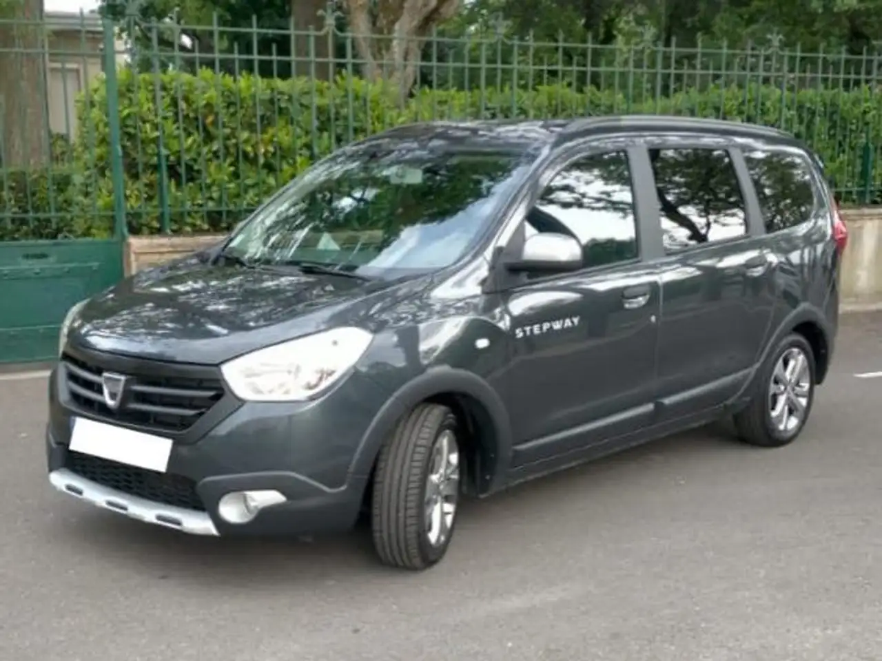 Dacia Lodgy dCI 110 7 places Stepway
