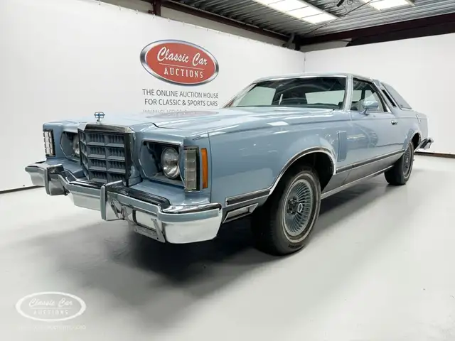 Ford THUNDERBIRD   - ONLINE AUCTION