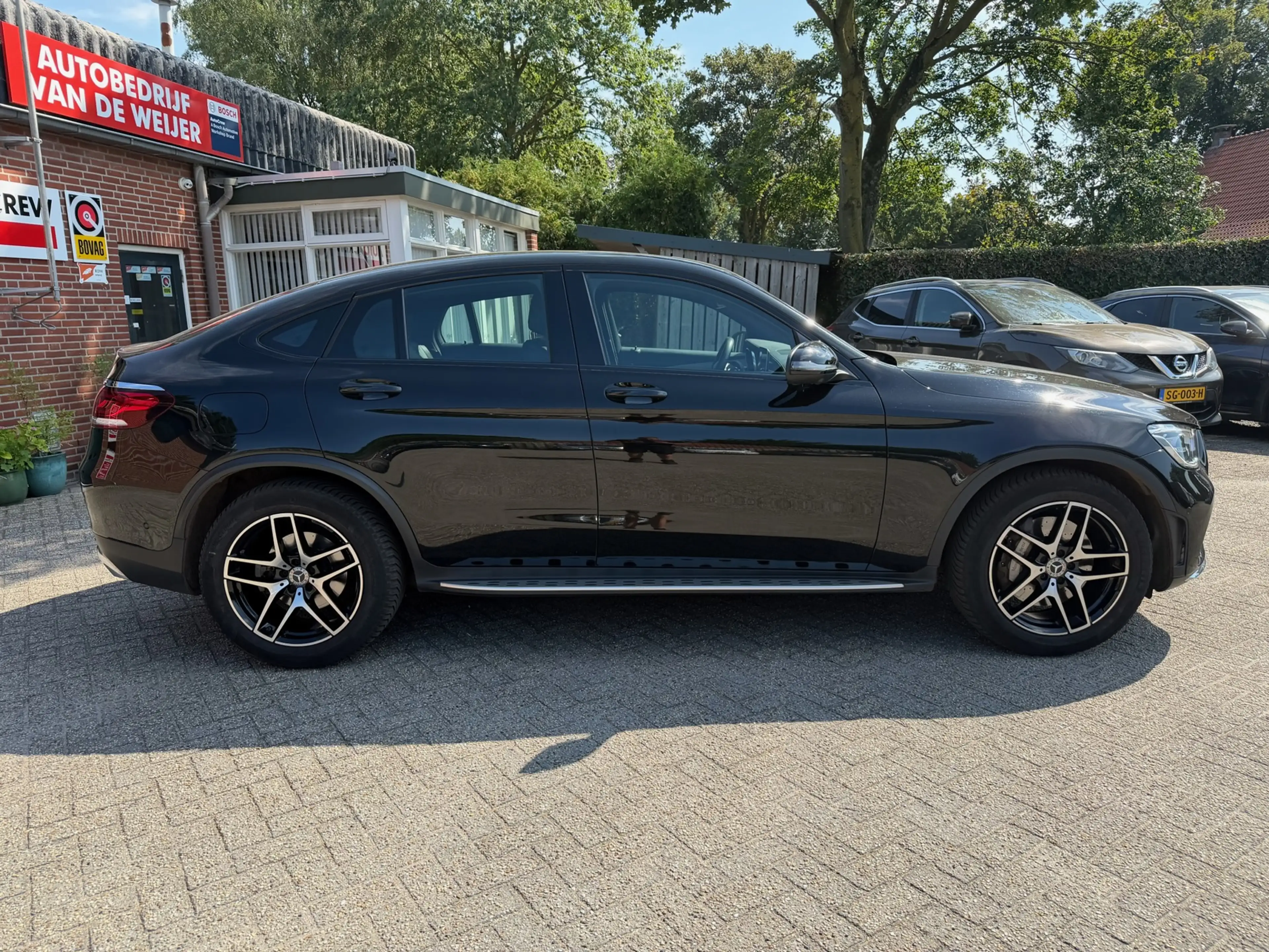 Mercedes-Benz GLC 200 Coupé 4MATIC Face-Lift Premium Plus — photo 6