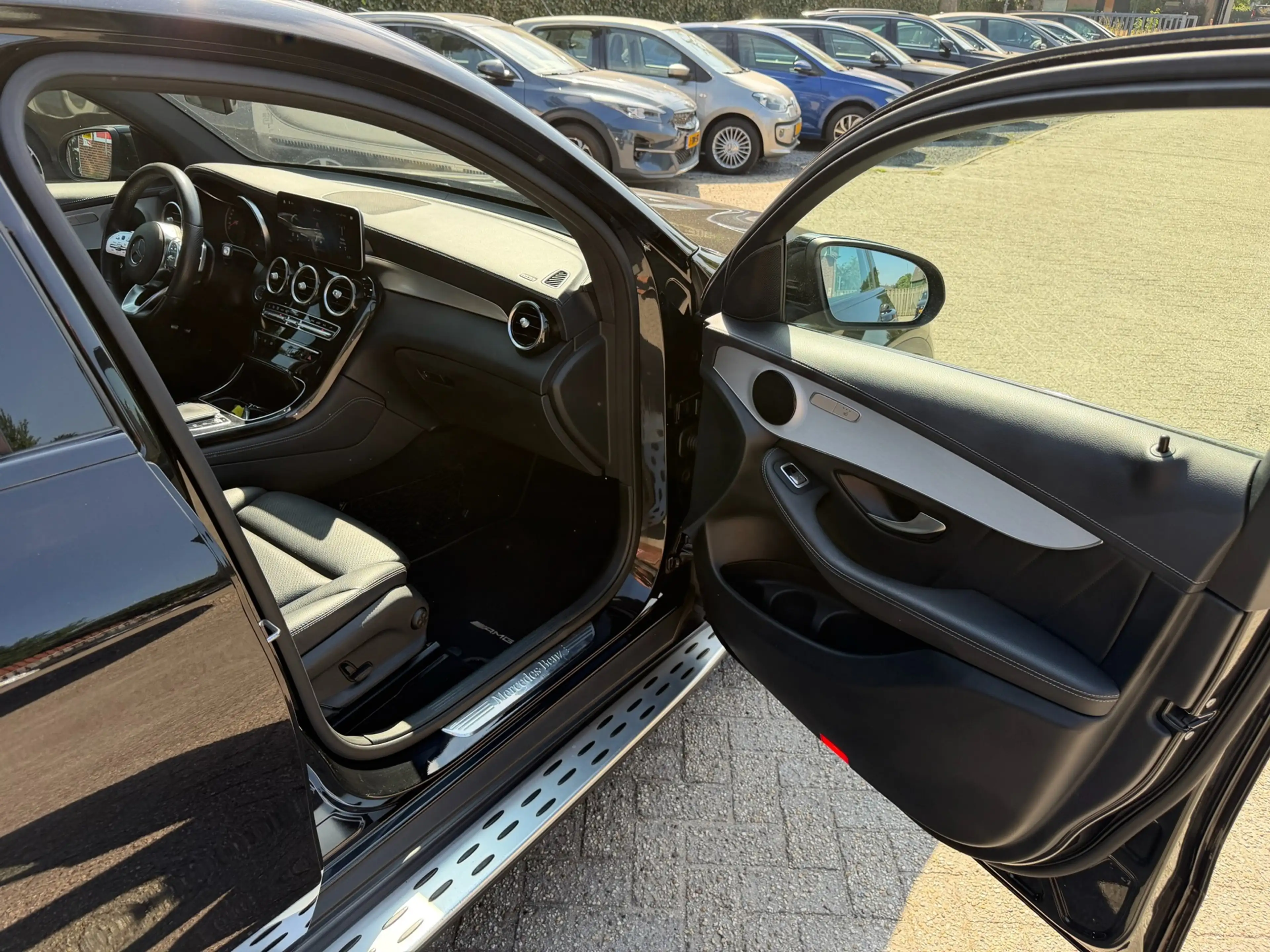 Mercedes-Benz GLC 200 Coupé 4MATIC Face-Lift Premium Plus — photo 27