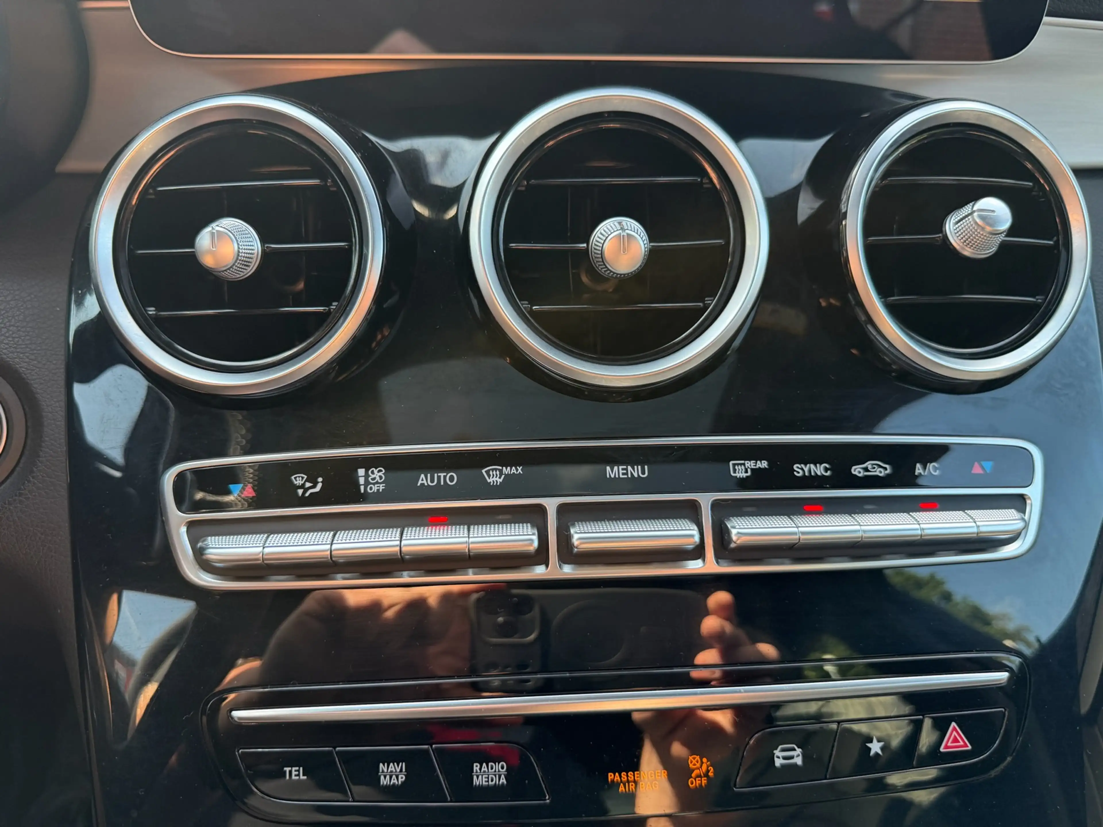 Mercedes-Benz GLC 200 Coupé 4MATIC Face-Lift Premium Plus — photo 25