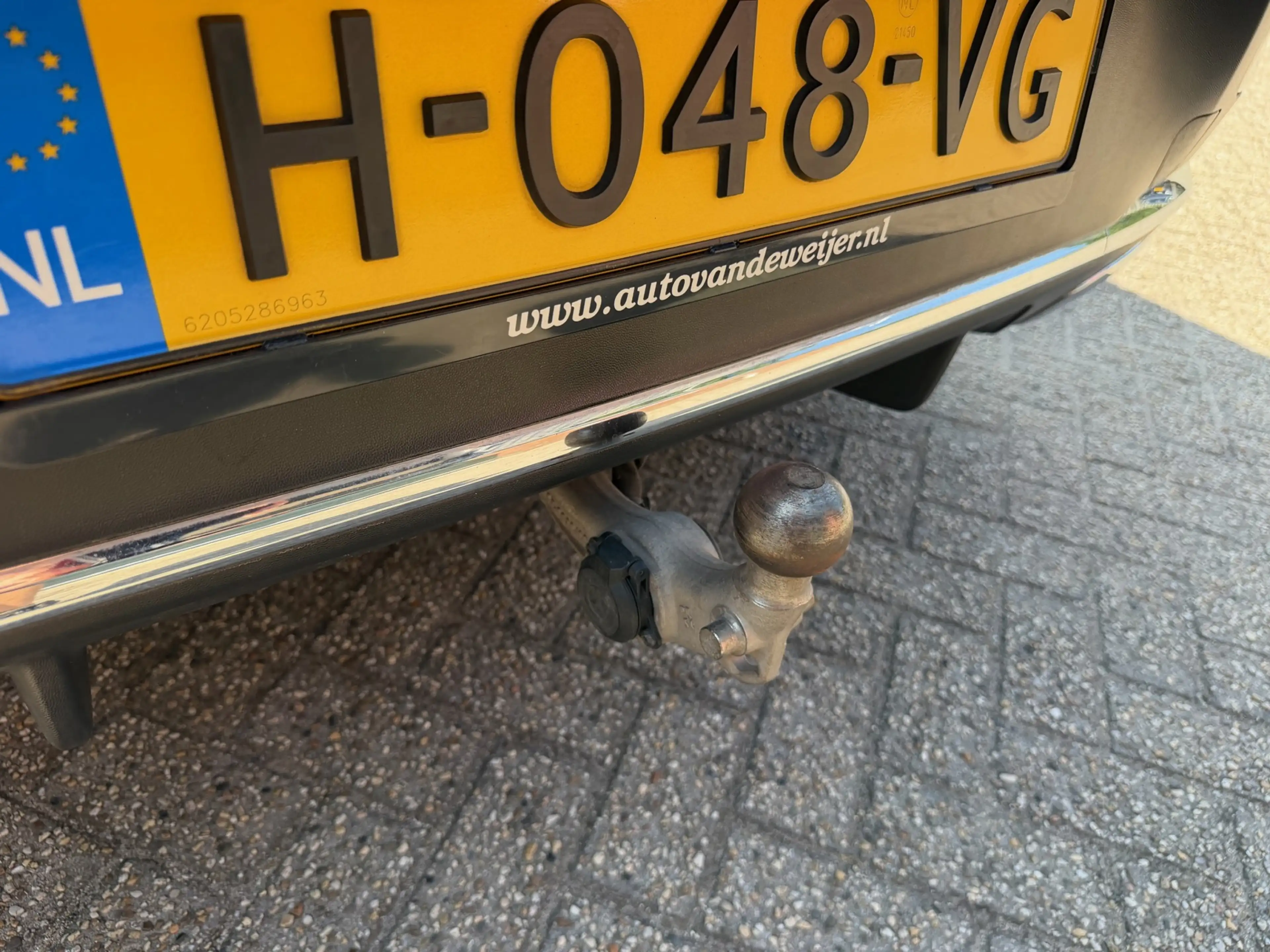 Mercedes-Benz GLC 200 Coupé 4MATIC Face-Lift Premium Plus — photo 32