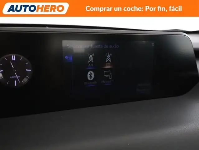 Lexus UX view 21