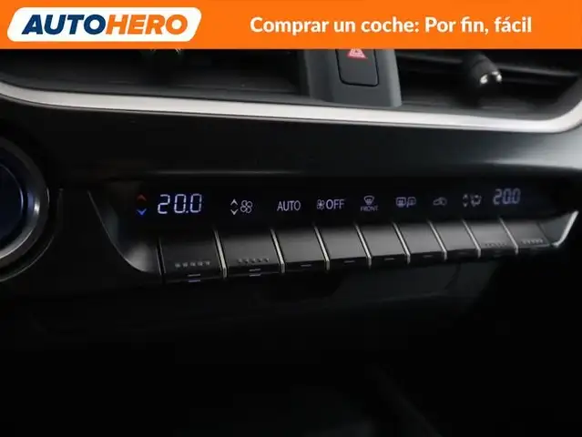 Lexus UX view 30
