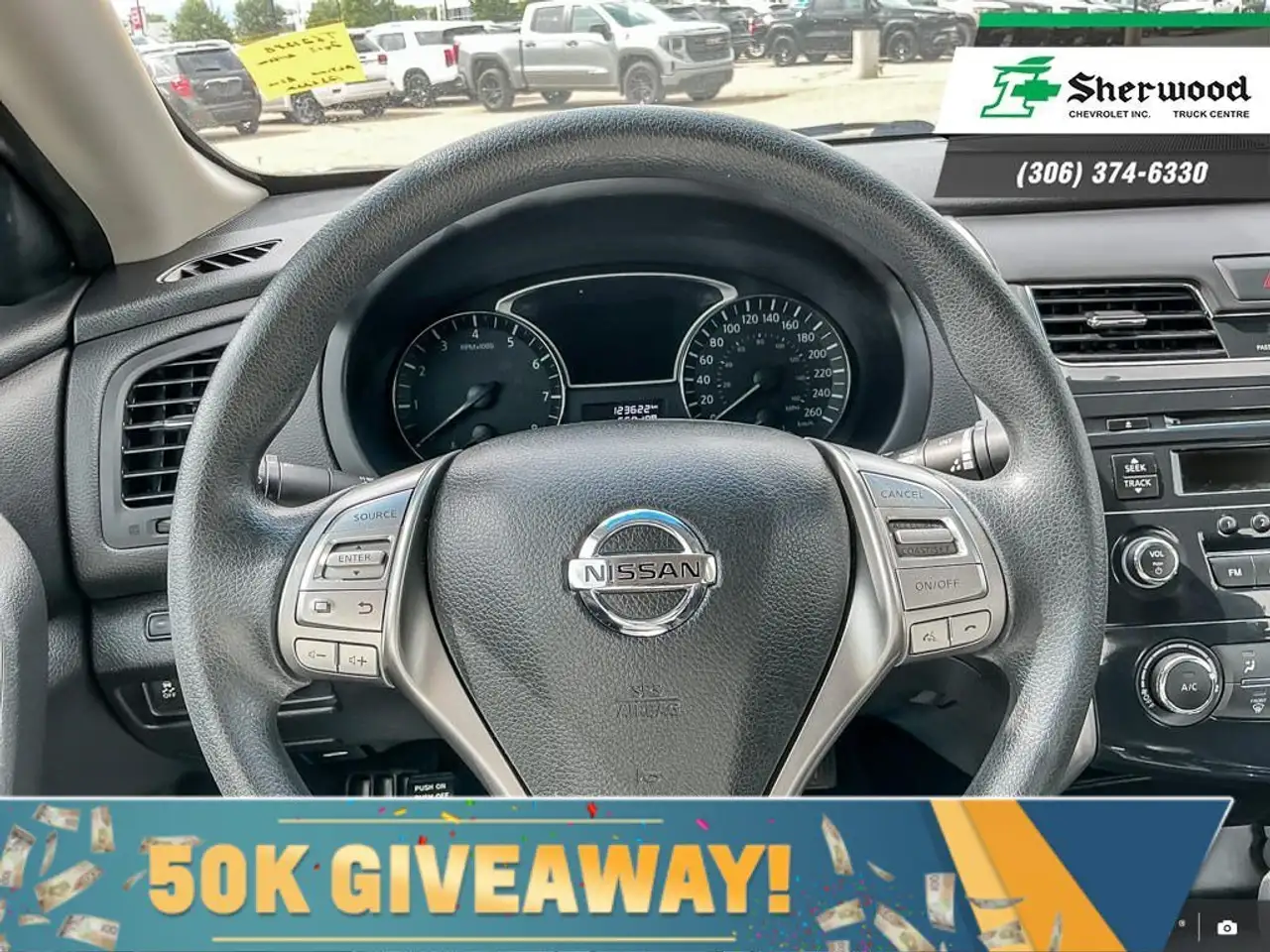 Nissan Altima снимка Nissan Altima