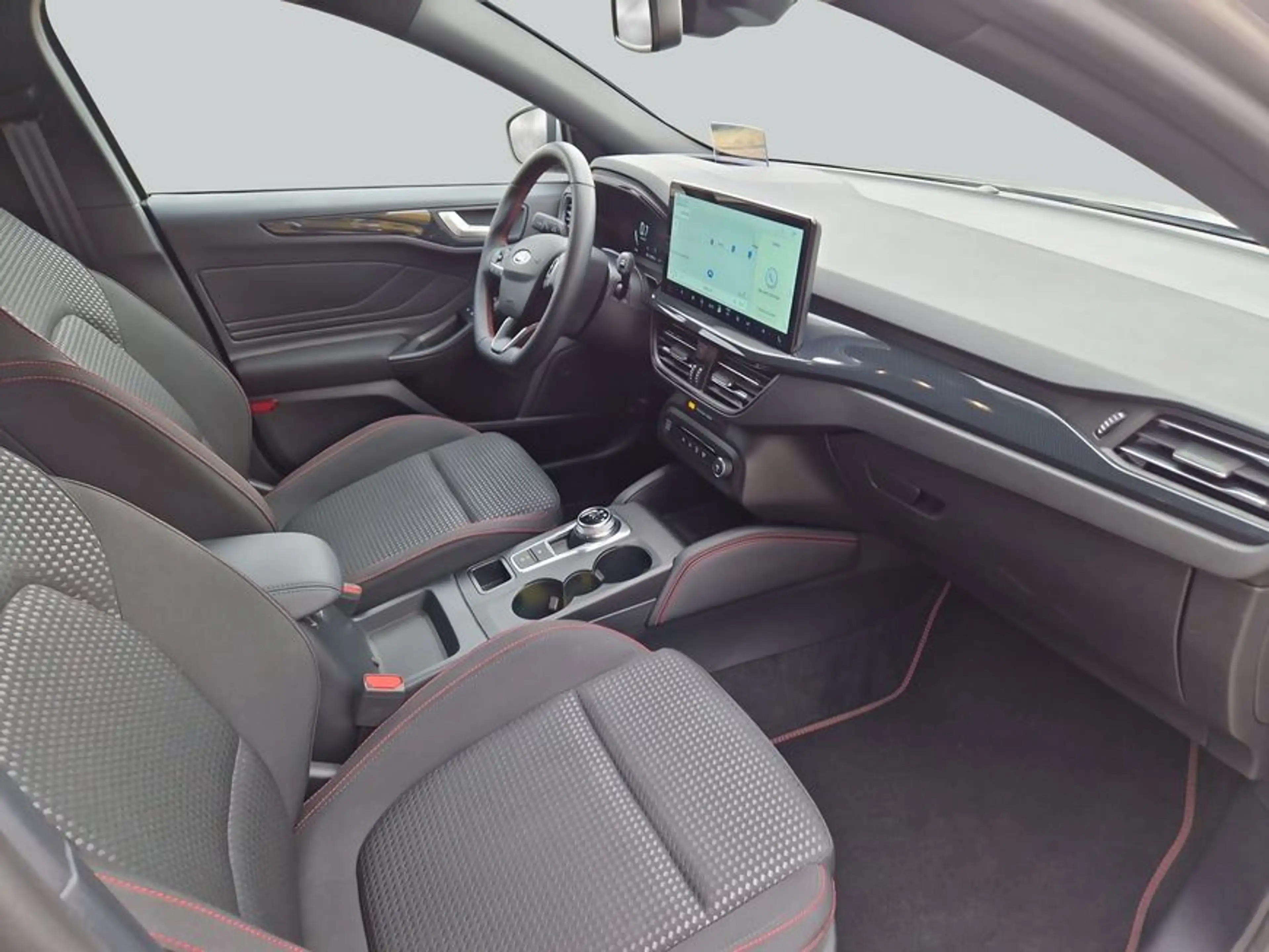 Ford Focus Turnier 1.5 EcoB Aut. ST-LINE X Hup AHK Fahr — photo 12