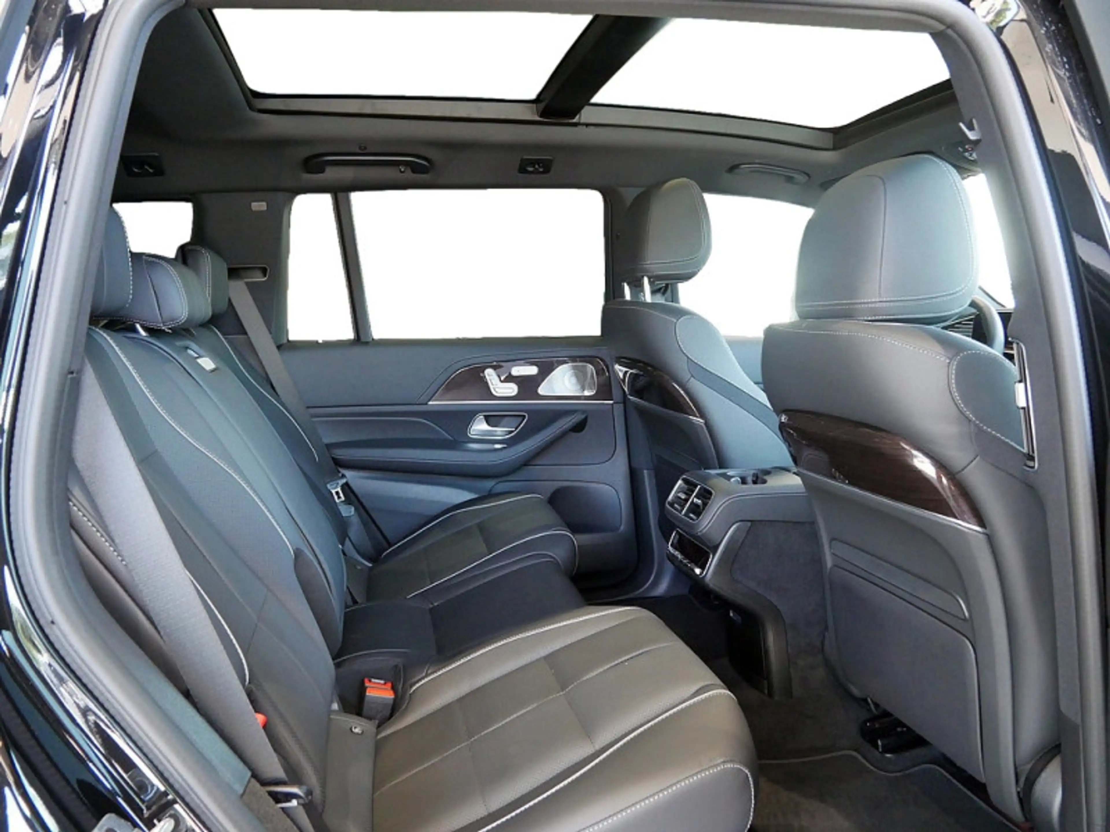 Mercedes-Benz GLS 450 d 4MATIC AMG BURM NIGHT WIDE MEMO MULTI — photo 6