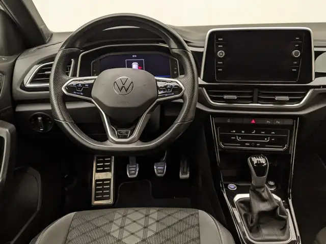 Volkswagen T-Roc view 7