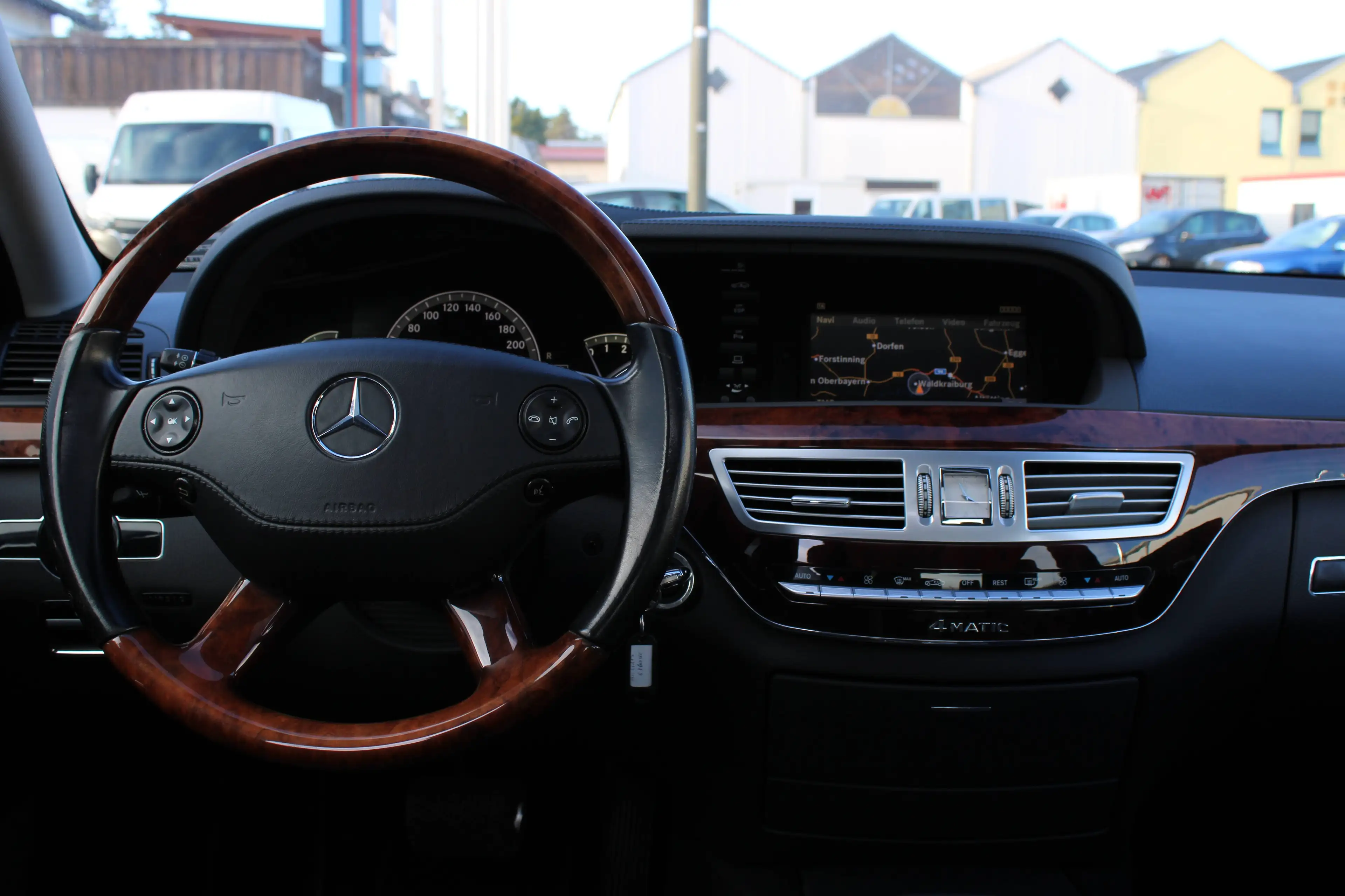 Mercedes-Benz S 500 S 500 Lang 4Matic (221.086) — photo 9