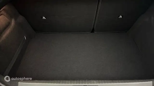 Peugeot 208 view 14