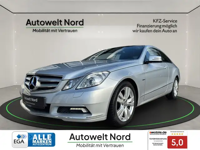 Mercedes-Benz E 200 CGI BlueEFFICIENCY Automatik Elegance~Coupe~1.HAND