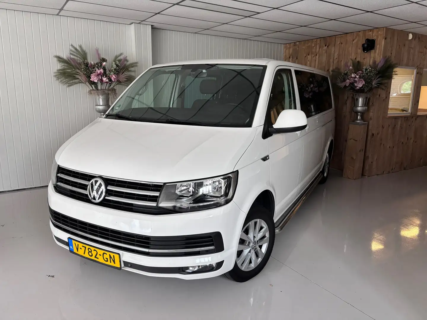 Volkswagen Transporter 2.0 TDI L2H1 DC HIGHLINE, AUTOMAAT, DUBBELE CABINE - 1