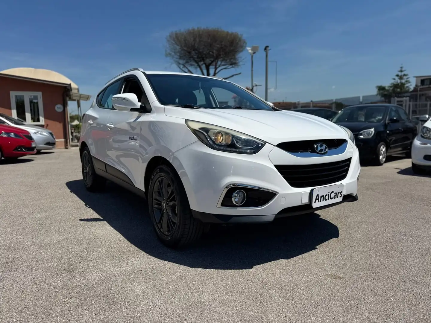 Hyundai iX35 ix35 1.7 CRDi 2WD Comfort Weiß - 2