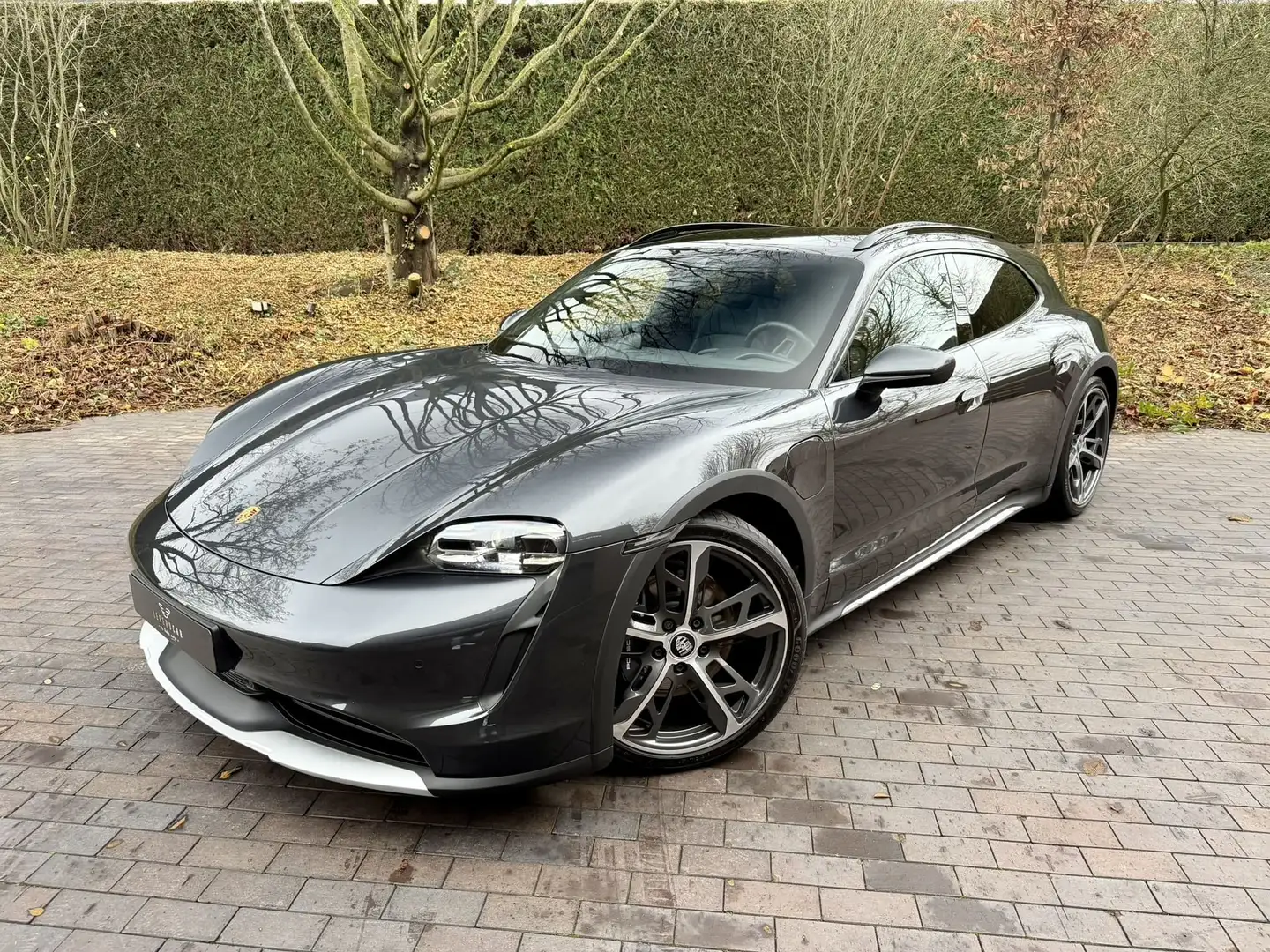 Porsche Taycan 4 Cross Turismo 93.4 kWh/Pano/BOSE/ACC/Chrono/PPF! Grijs - 2